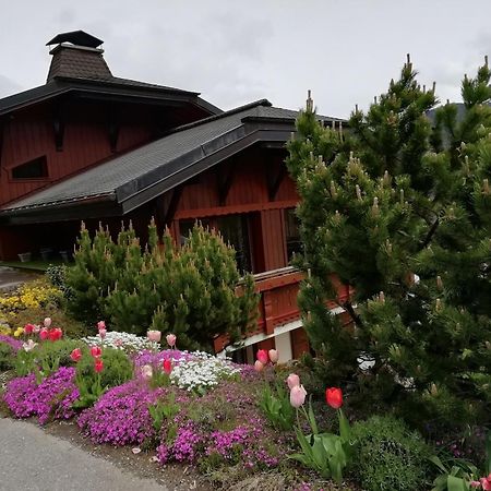 Chambres en chalet petit déjeuner inclus La Cote d'Arbroz Esterno foto