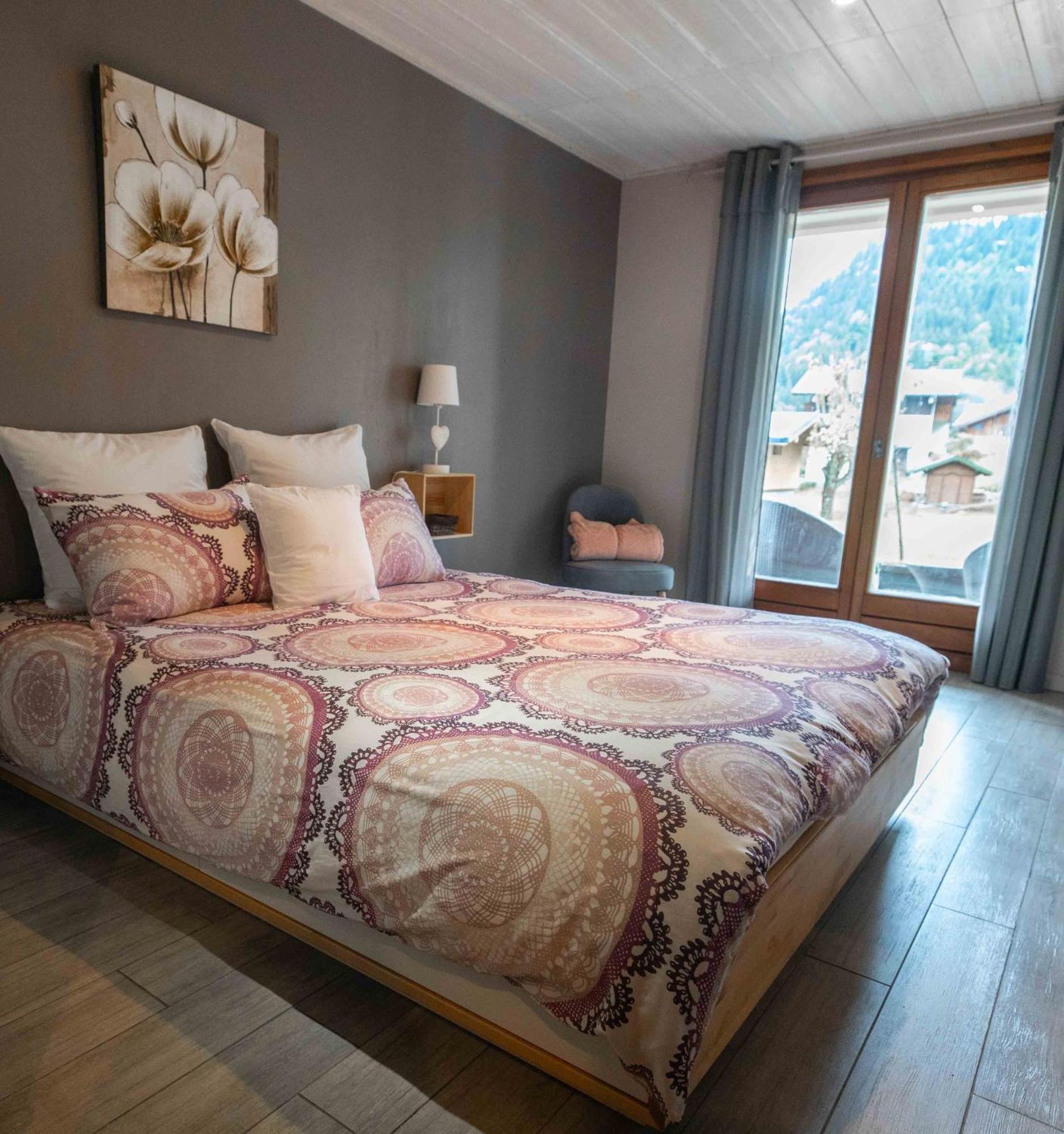 Chambres en chalet petit déjeuner inclus La Cote d'Arbroz Esterno foto