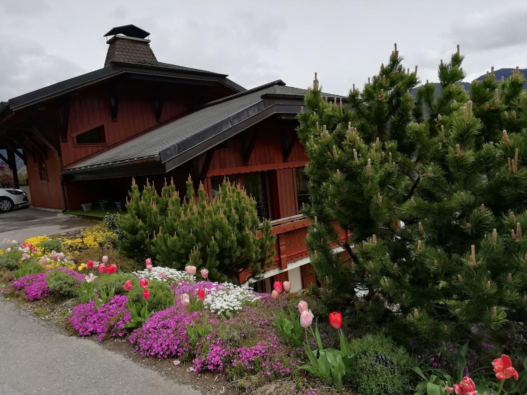 Chambres en chalet petit déjeuner inclus La Cote d'Arbroz Esterno foto
