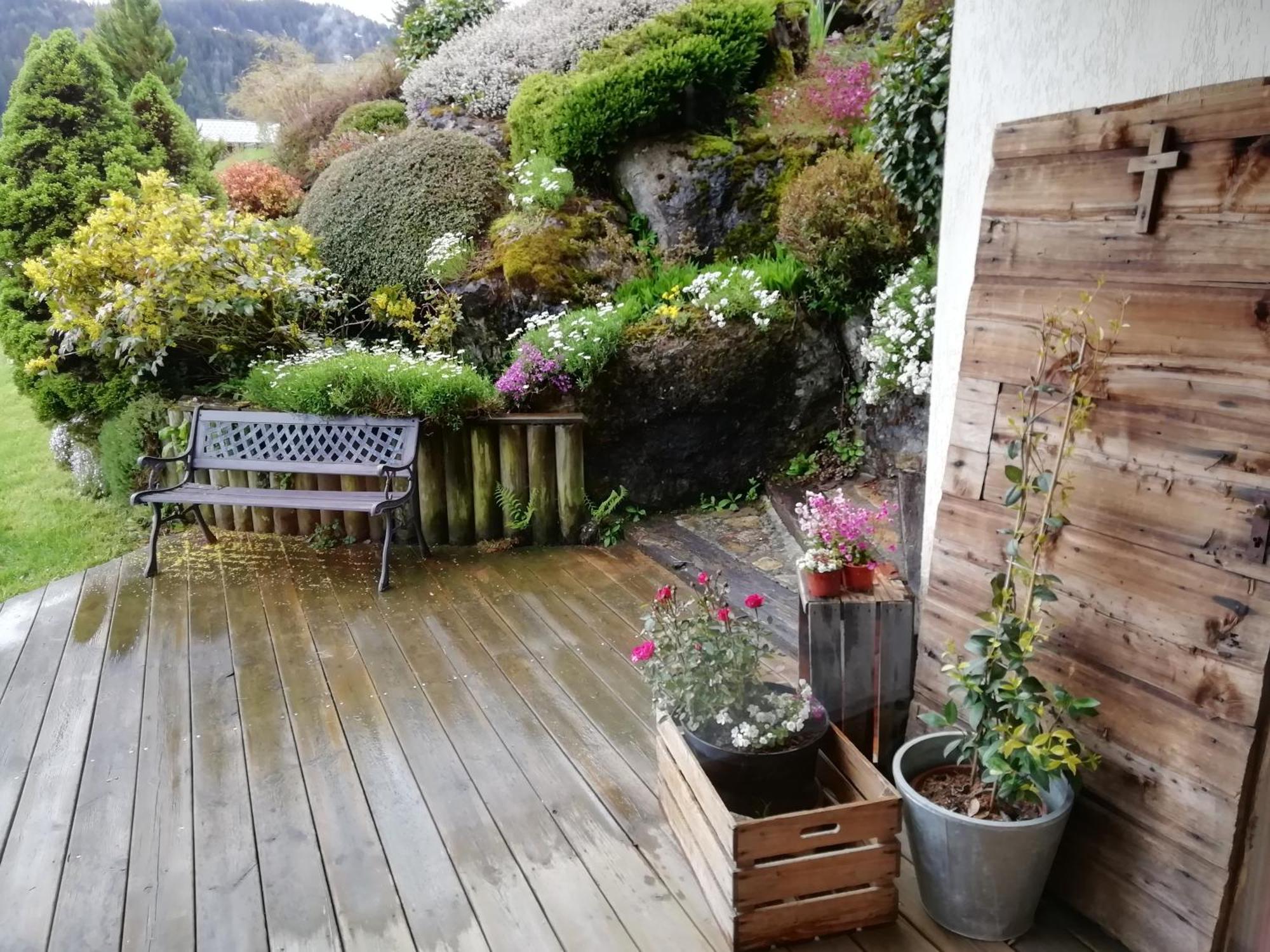 Chambres en chalet petit déjeuner inclus La Cote d'Arbroz Esterno foto